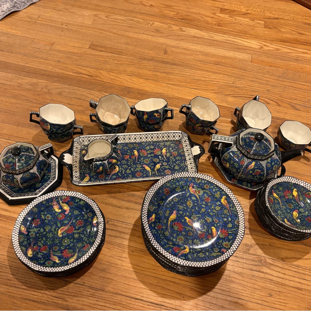 Tea‎ Set Dinnerware 30+ Pc Blue Bird Floral Art Deco Octagonal Good